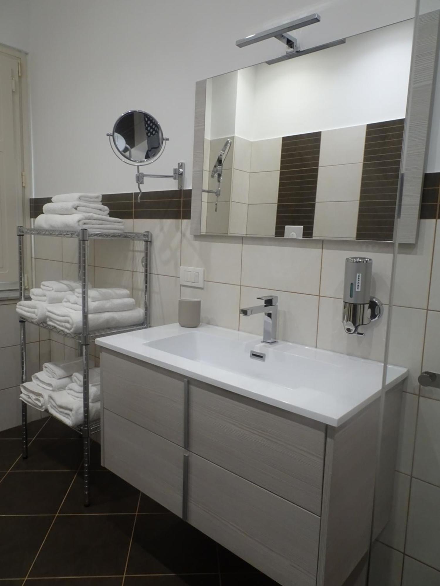 Apartament A Casa Di Pako Salerno Zewnętrze zdjęcie